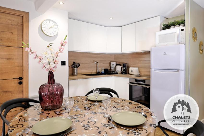 Le Briand Appartement 4Etoiles Nancy Thermal Cosy Avec Terrasse Wifi Exteriör bild